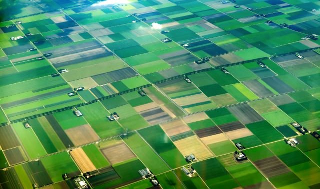 luchtfoto weilanden Nederland