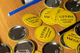 yellow buttons with 'UTOPIA'