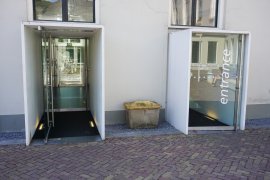 The alternative entrance (via Wittevrouwenstraat) of Drift 27 - University Library City Centre