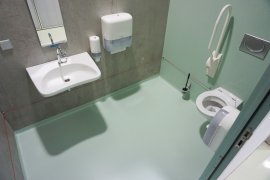 The accessible toilet of the Jeannette Donker-Voet building