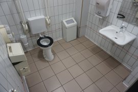 The accessible toilet of Olympos