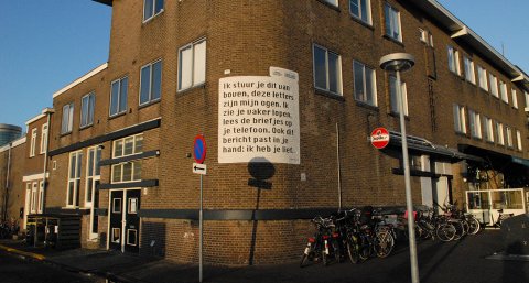 Muurgedicht van Ingmar Heytze in de Dichterswijk in Utrecht.