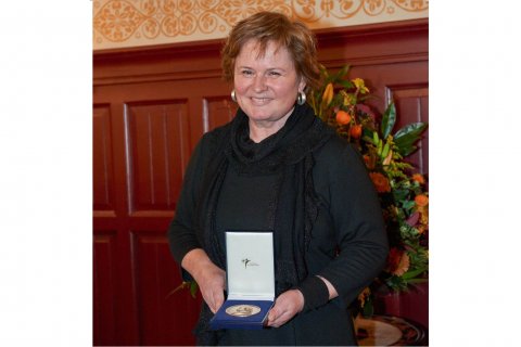 Patricia Faasse wint Boerhaave Biografie Prijs 2015