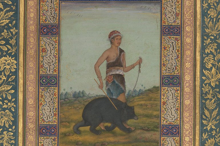 Schilderij van Govardhan waarop een derwisj een beer leidt. Bron: Metropolitan Museum of Art (public domain)