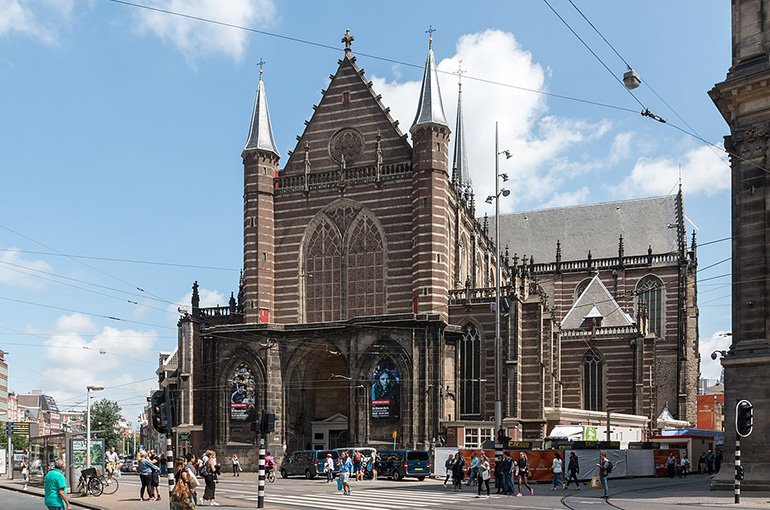 De Nieuwe Kerk in Amsterdam. Foto: Dietmar Rabich, via Wikimedia Commons (CC BY-SA 4.0)