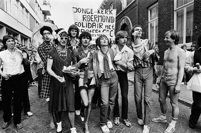LHBTIQ+-demonstratie in Roermond in 1979. Foto: Hans van Dijk/Anefo, via Nationaal Archief (publiek domein)